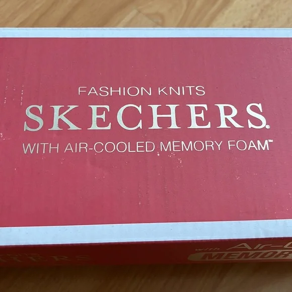 Skechers Women's, Cleo - Honeycomb Flat with Air-Cooled Memory Foam - Picture 9 of 13